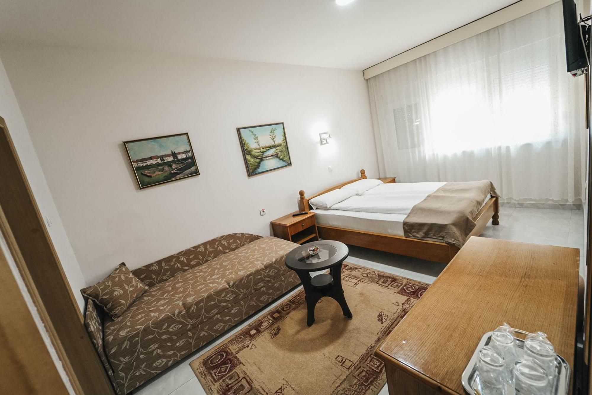B&B Passage Sremska Mitrovica Exterior photo