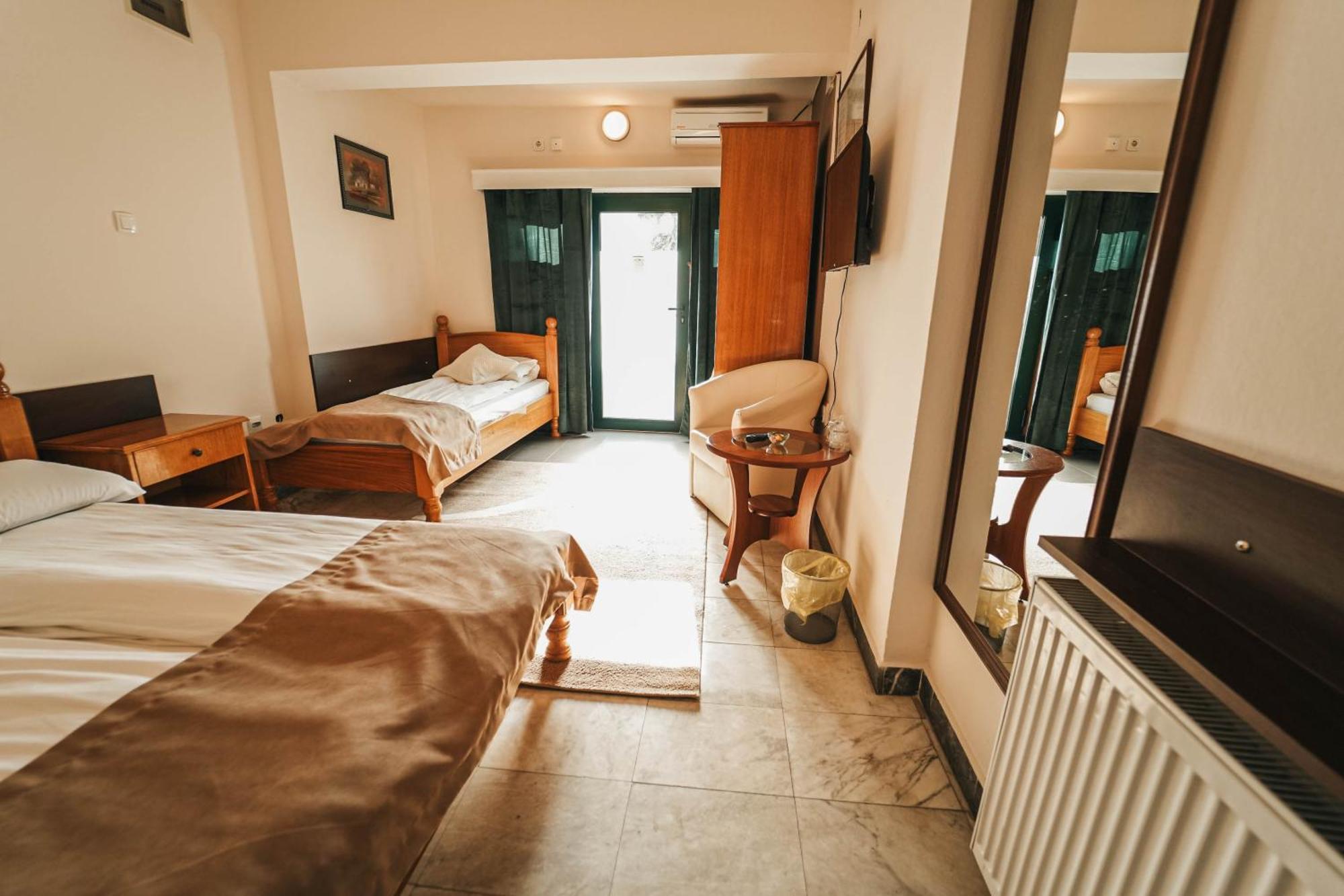 B&B Passage Sremska Mitrovica Exterior photo